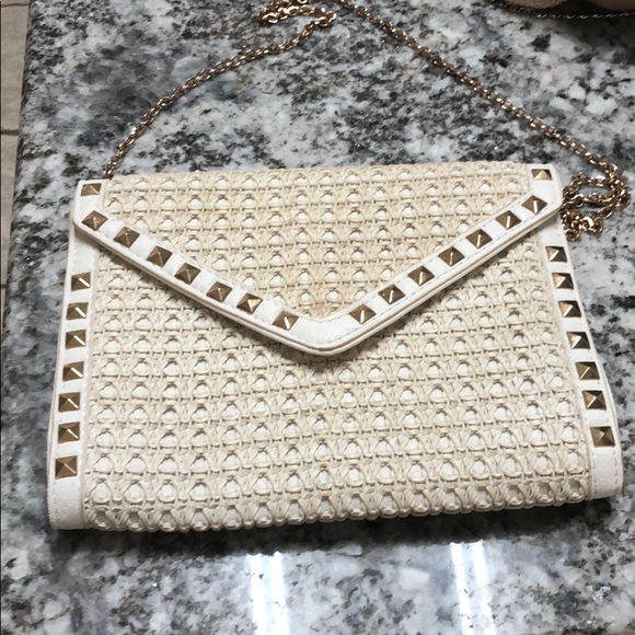 Urban Expressions Handbags - White Clutch. Wristlet.